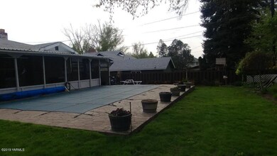 2703 Summitview Ave, Yakima, WA 98902 - photo 4