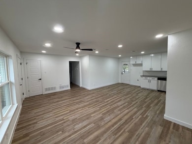 905 Brown Trail, Bedford, TX 76022 - photo 3