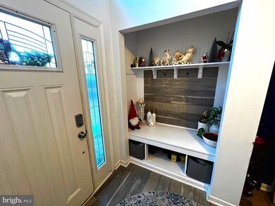 9442 Sea Breeze Ct, North Beach, MD 20714 - photo 2