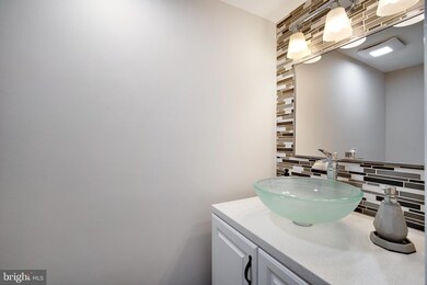 524 Norcross Way, Silver Spring, MD 20904 - photo 3