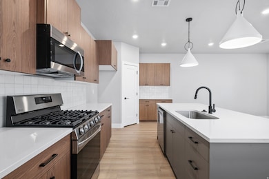 3989 Razor Dr unit 119, Washington, UT 84780 - photo 6