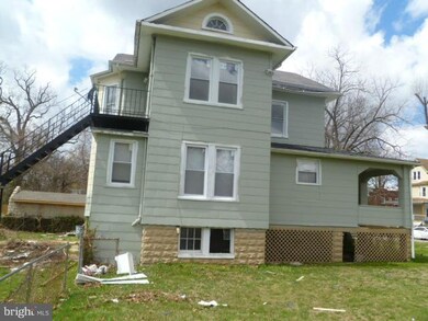 4031 Boarman Ave, Baltimore, MD 21215 - photo 2