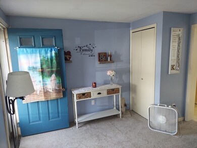 40 Vincent St, Whitman, MA 02382 - photo 5