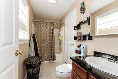 10 Ricciuti Dr unit 2, Quincy, MA 02169 - photo 7