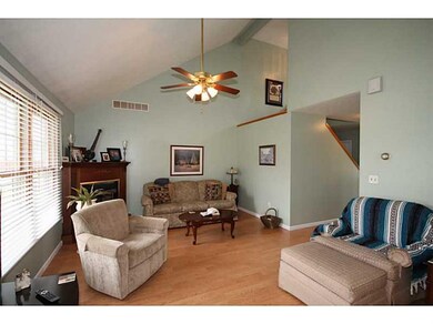 3362 Berkdale Dr, Columbus, IN 47203 - photo 3