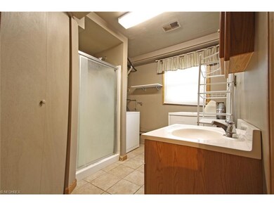 25 Hopewell Dr, Struthers, OH 44471 - photo 6