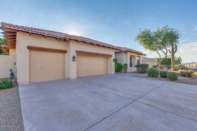 NICE 3 CAR GARAGE!