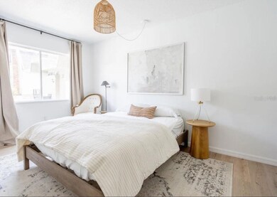 1700 SW 16th Ct unit D-2, Gainesville, FL 32608 - photo 4