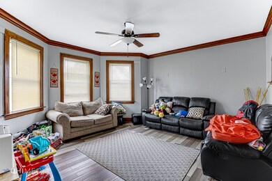 5358 W Wellington Ave, Chicago, IL 60641 - photo 4