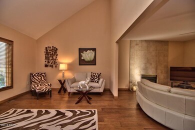 106 Elmwood Dr, Moscow, PA 18444 - photo 3