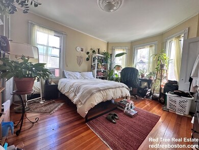 4 Montcalm Ave unit 2, Boston, MA 02135 - photo 3