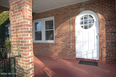 53 Moshier St unit C, Greenwich, CT 06831 - photo 3