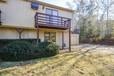 17 Holly Cir unit 17, Buzzards Bay, MA 02532 - photo 2