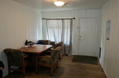 409 SW Bridge St, Grants Pass, OR 97526 - photo 7