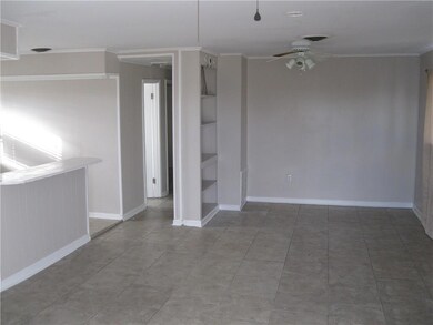 1132 Romain St unit 1/2, Gretna, LA 70053 - photo 2