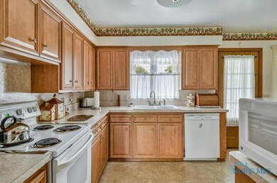 4402 Drummond Rd, Toledo, OH 43613 - photo 7