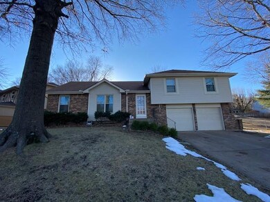 6100 Greenwood St, Shawnee, KS 66216 - photo 2