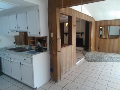 10427 Davwood Ln, El Paso, TX 79925 - photo 7