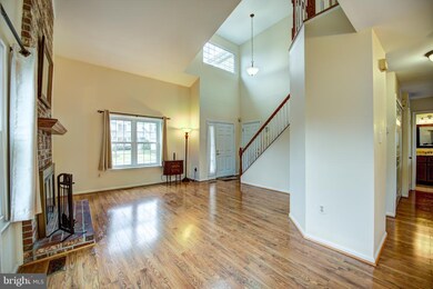 13146 Lazy Glen Ct, Herndon, VA 20171 - photo 6