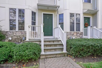 39 Maple Tree Ave unit 45, Stamford, CT 06906 - photo 3