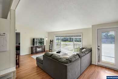 773 Walnut St, Independence, OR 97351 - photo 5