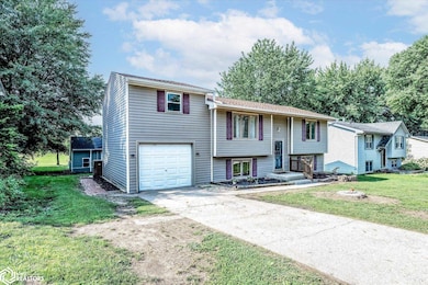 707 N Arlington St, Audubon, IA 50025 - photo 2