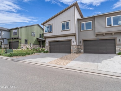 3-web-or-mls-12852-n-belaview-way