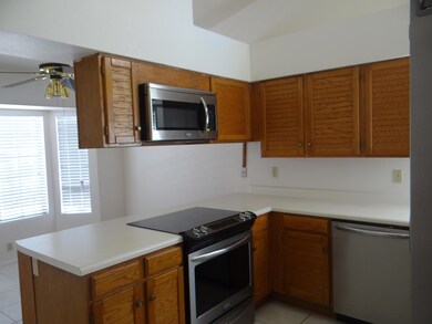 2848 E Brown Rd unit 33, Mesa, AZ 85213 - photo 2