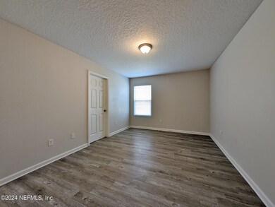 1170 Pangola Dr, Jacksonville, FL 32205 - photo 5