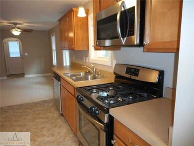 1409 W Mount, Lansing, MI 48910 - photo 5