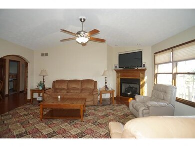 329 Woodside Ct, Batesville, IN 47006 - photo 2