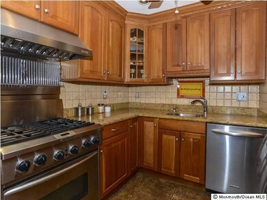 16 Appleton Dr, Hazlet, NJ 07730 - photo 4