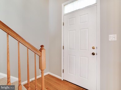 10207 Juniper Dr, Bowie, MD 20721 - photo 2