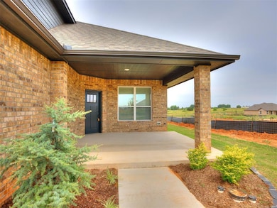 209 Sage Brush Way, Edmond, OK 73025 - photo 5