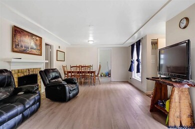 1230 18th St NE, Salem, OR 97301 - photo 7