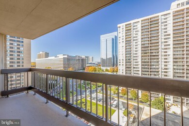 Skyline Plaza unit 1216S, Baileys Crossroads, VA 22041 - photo 7