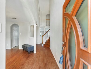 7243 Caracara Dr, Houston, TX 77040 - photo 3