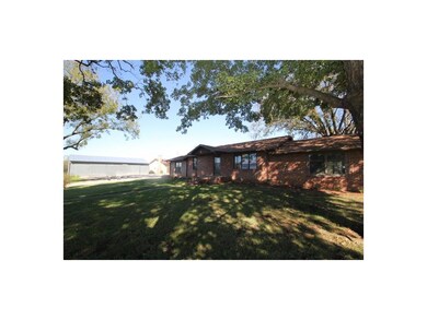 37690 W 363rd St, Osawatomie, KS 66064 - photo 2