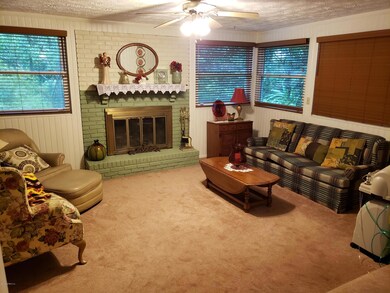 7052 Holiday Rd N, Jacksonville, FL 32216 - photo 5