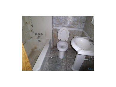 Full Bath. Lower