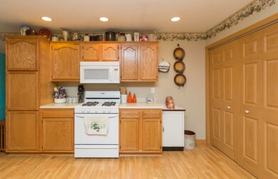 1134 S Goodrich St, Colfax, IA 50054 - photo 3