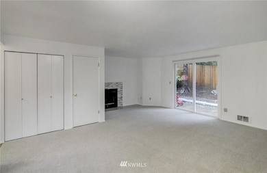 18910 Bothell Everett Hwy unit K4, Bothell, WA 98012 - photo 4