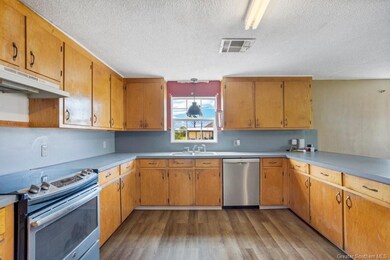 6015 Nobie Ln, Lake Charles, LA 70605 - photo 4