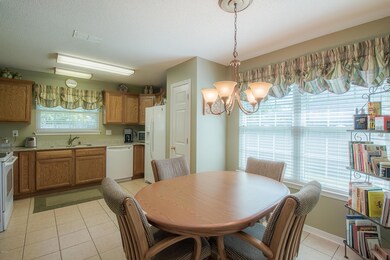 18031 Allen Road-100