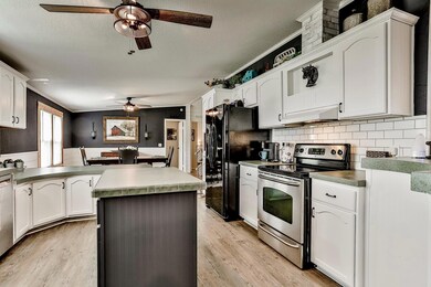 452 Big Salty Dr, Springtown, TX 76082 - photo 7