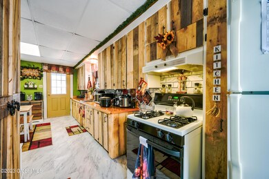 89 main Street-27