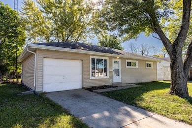 3678 Wilmore St, Dayton, OH 45416 - photo 2