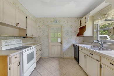 310 SW 1st Ave, Boynton Beach, FL 33435 - photo 6