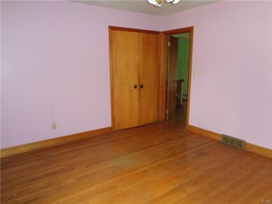 8367 Rextown Rd, Slatington, PA 18080 - photo 7