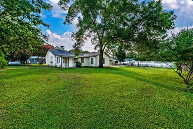 14 Hancock Ln, Pottsboro, TX 75076 - photo 2